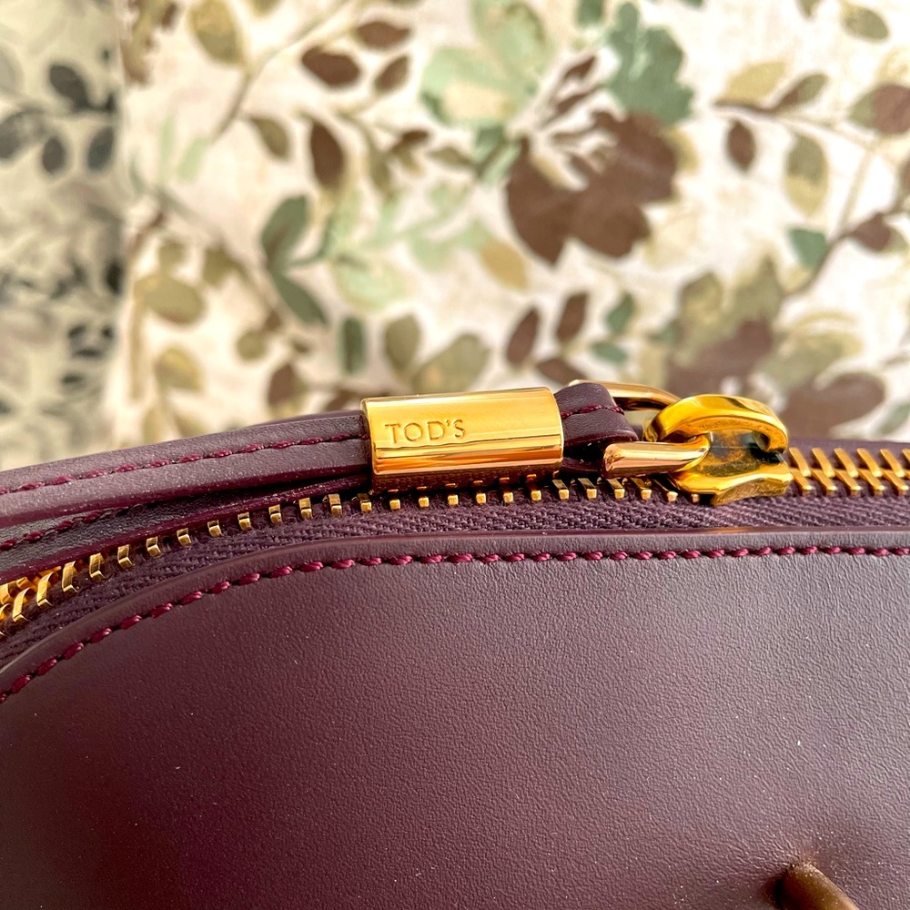 Tod’s Medium Alo Bauletto bag *NEVER BEEN USED - Picture 3 of 8